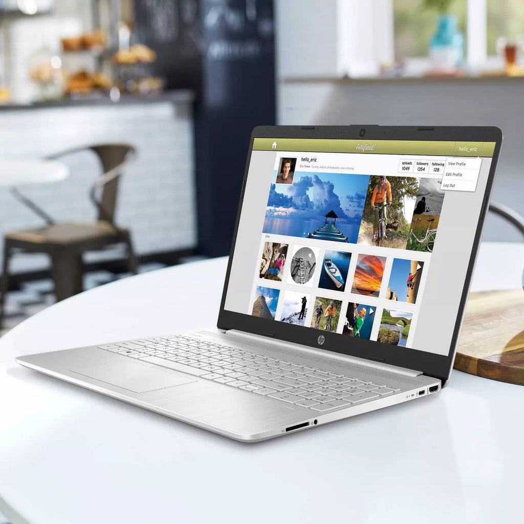 15.6" Intel Core i3 8GB RAM 256GB SSD Laptop D949358