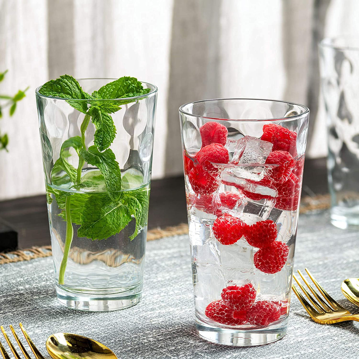 Set of 12 Stackable Drinking Glasses I826